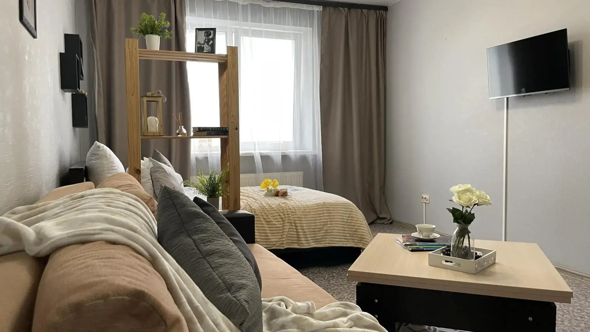 Yousinn (Юсинн) на улице Добролюбова