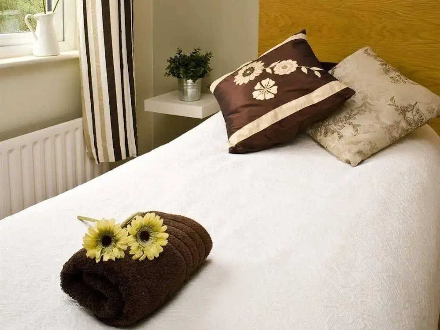 Tierneys Guesthouse on Main Street