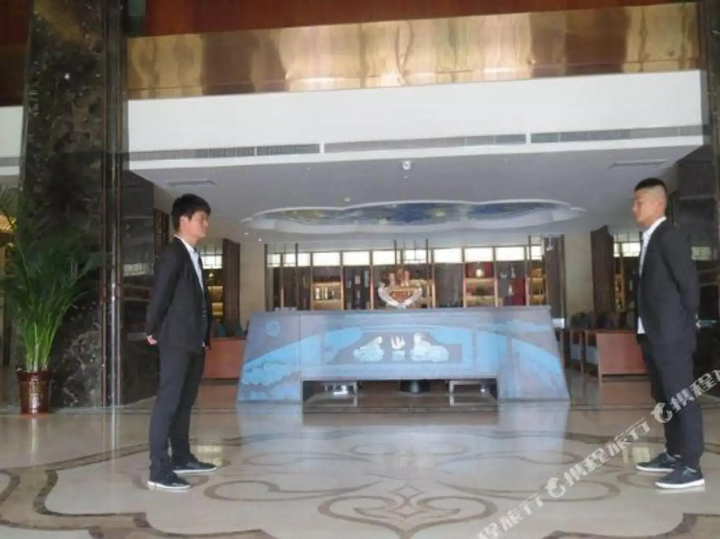 Tian Yi Zang Run Hotel