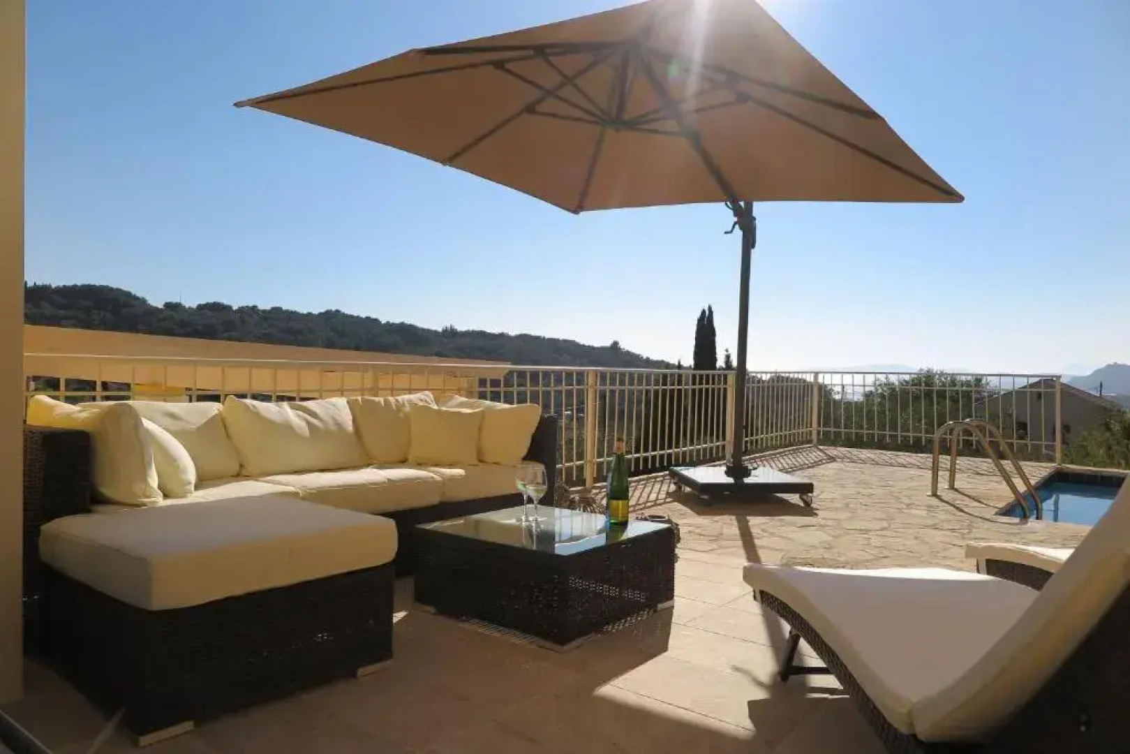 ARILLAS HILLSIDE VILLA 3 - Provence