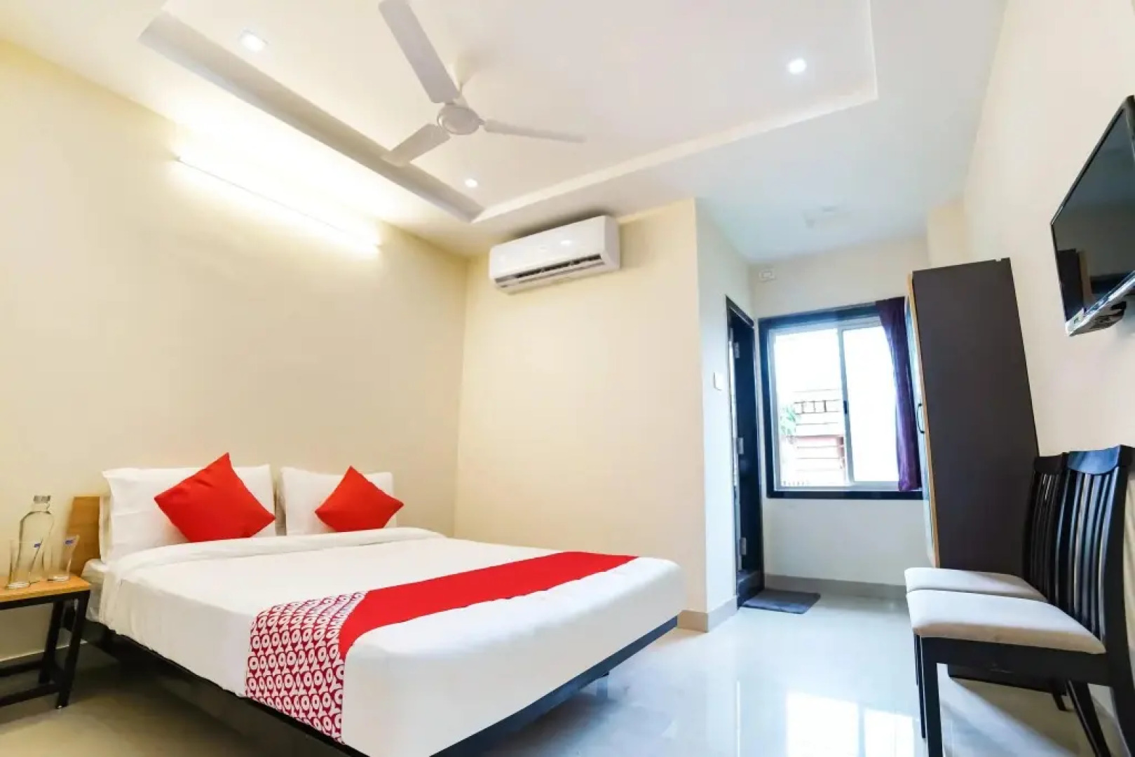 Vj Inn by OYO Rooms