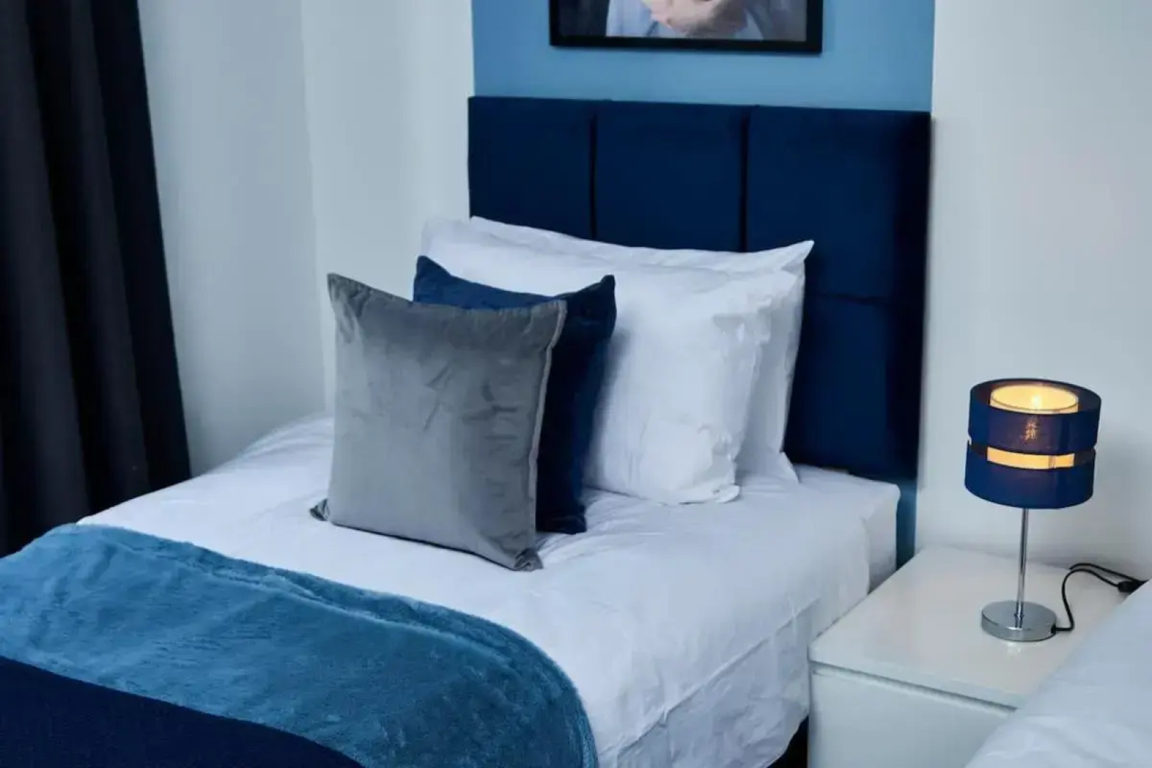 Stunning 4 Bedroom House - Parking And Garden