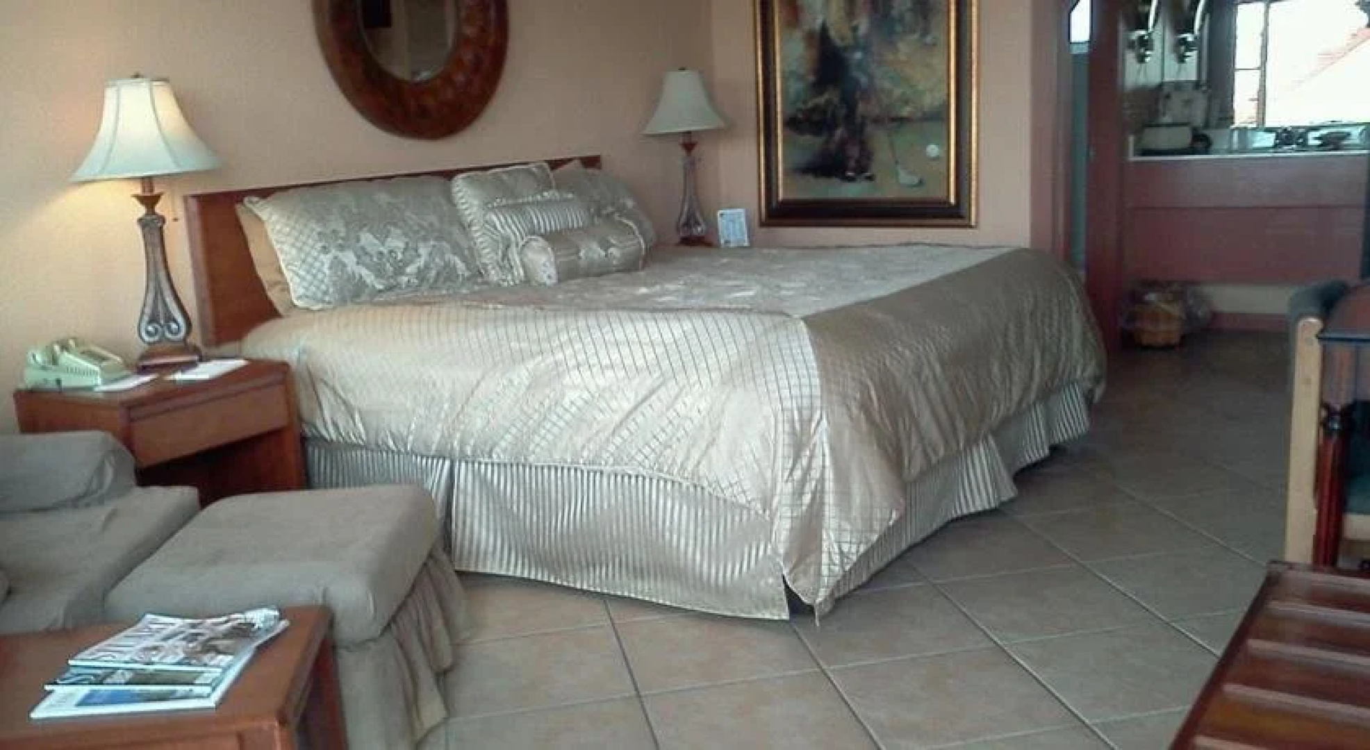 Monterey Inn & Marina