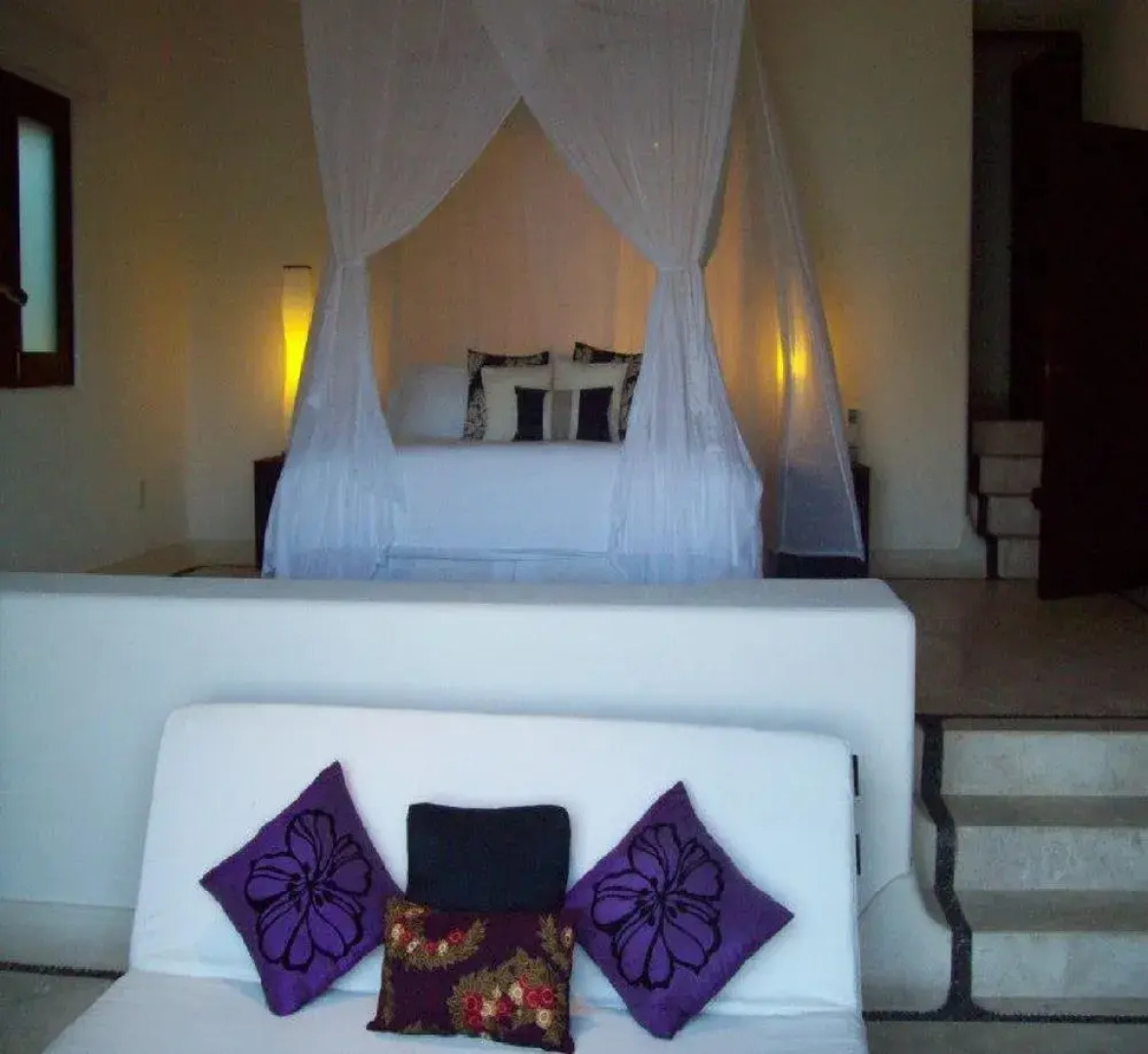 Tentaciones Hotel & Lounge Pool - Adults Only