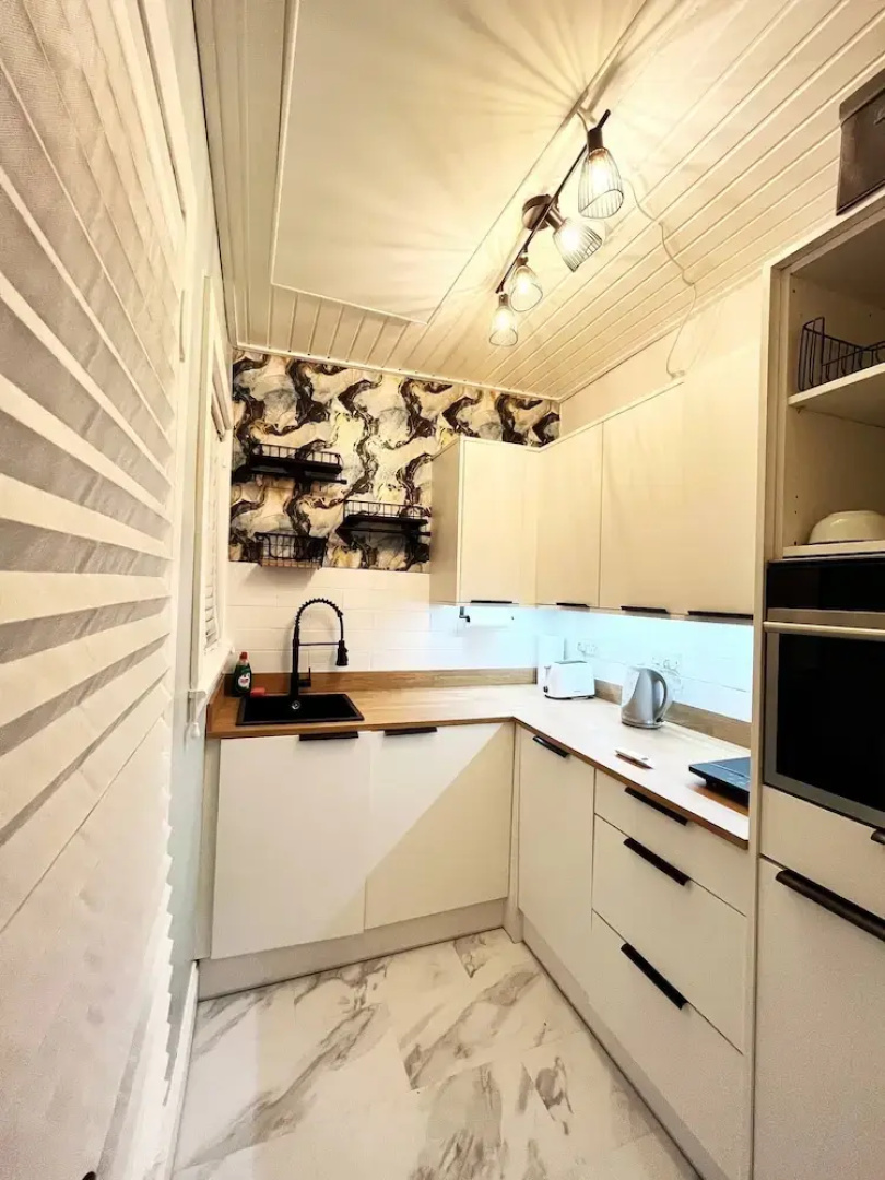 Luxury Entire Holiday Apartment - Self Checkin & Checkout