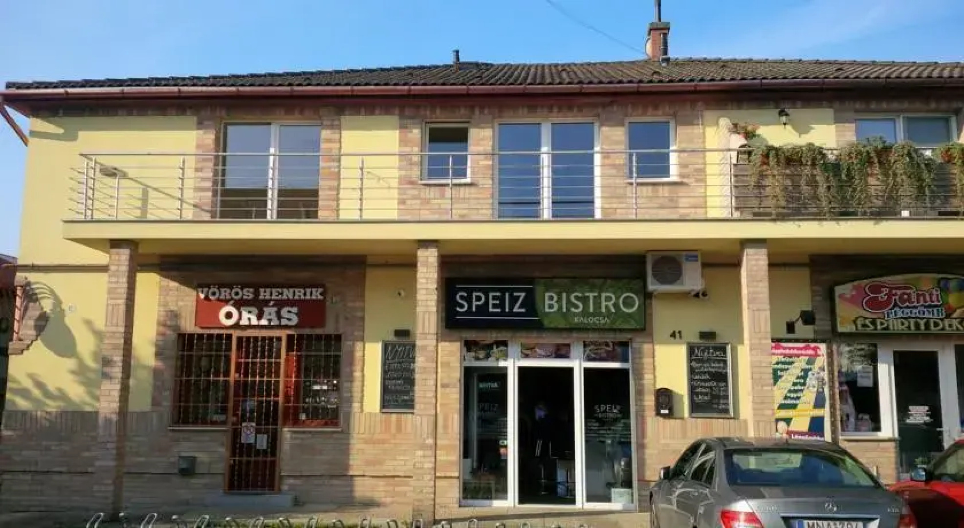 Speiz Apartmanház