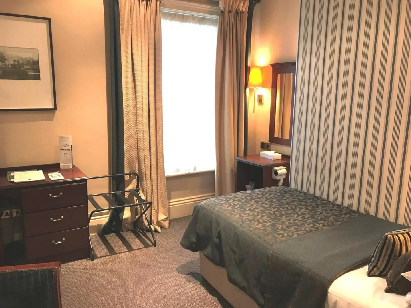 Cairn Hotel