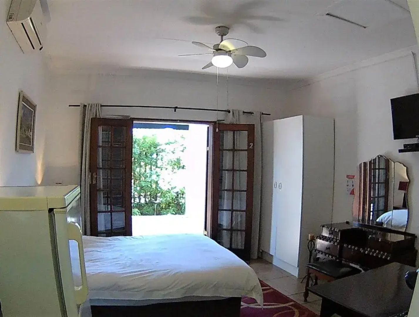 Kuru-Kuru Guesthouse