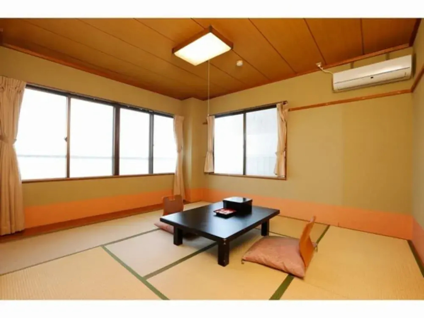 Shirako New Seaside Hotel