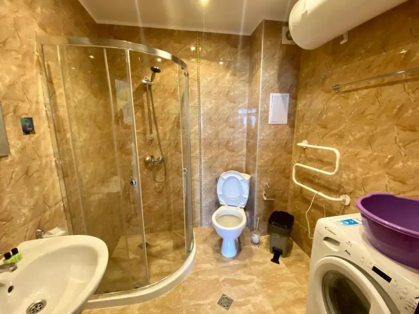 Green Paradise Deluxe Apartments