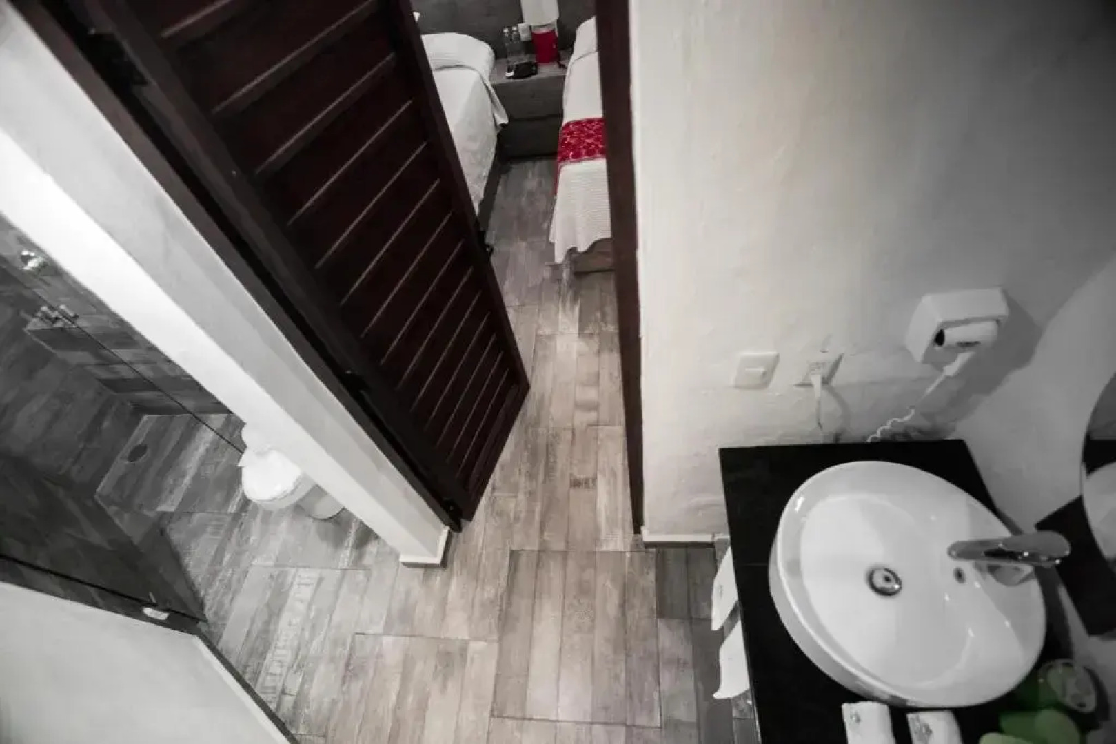 Hotel Paradise Suites