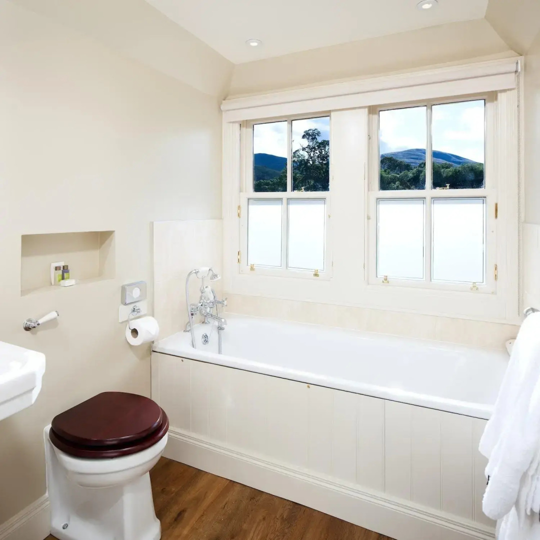 The Loch Lomond Arms Hotel