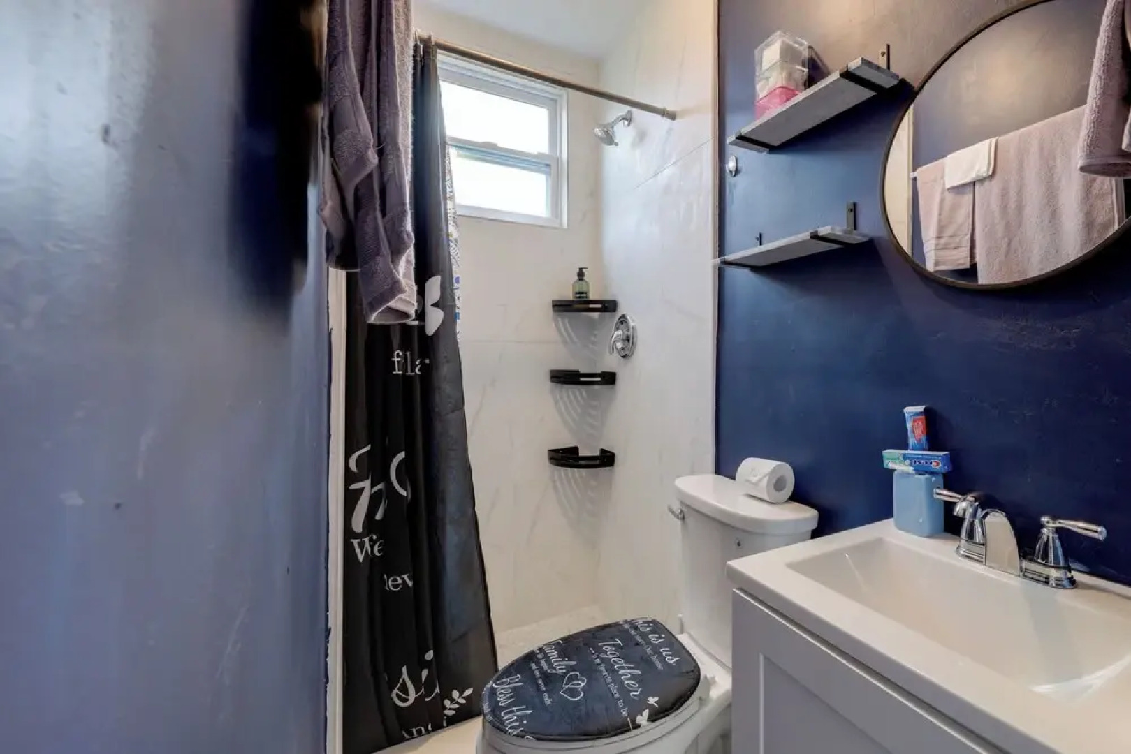 Pet-friendly Fort Lauderdale Home: 8 Mi to Beach!