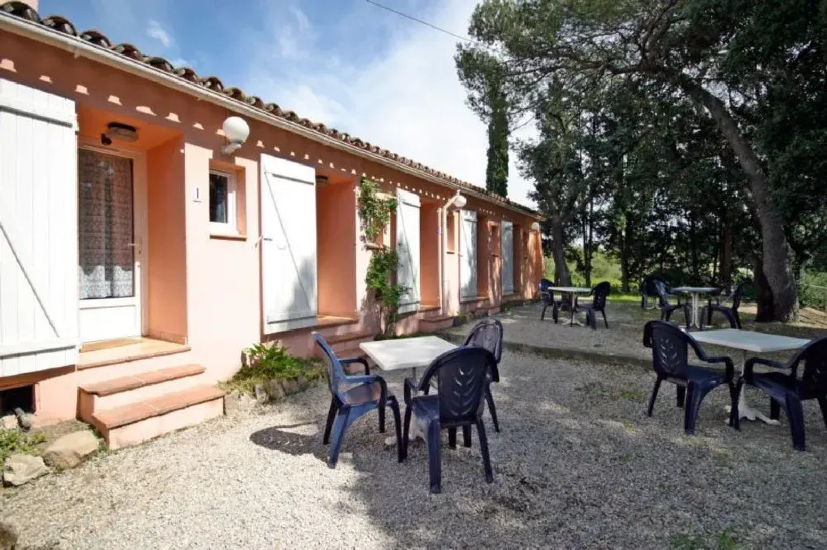 Le Relais Des Lavandins