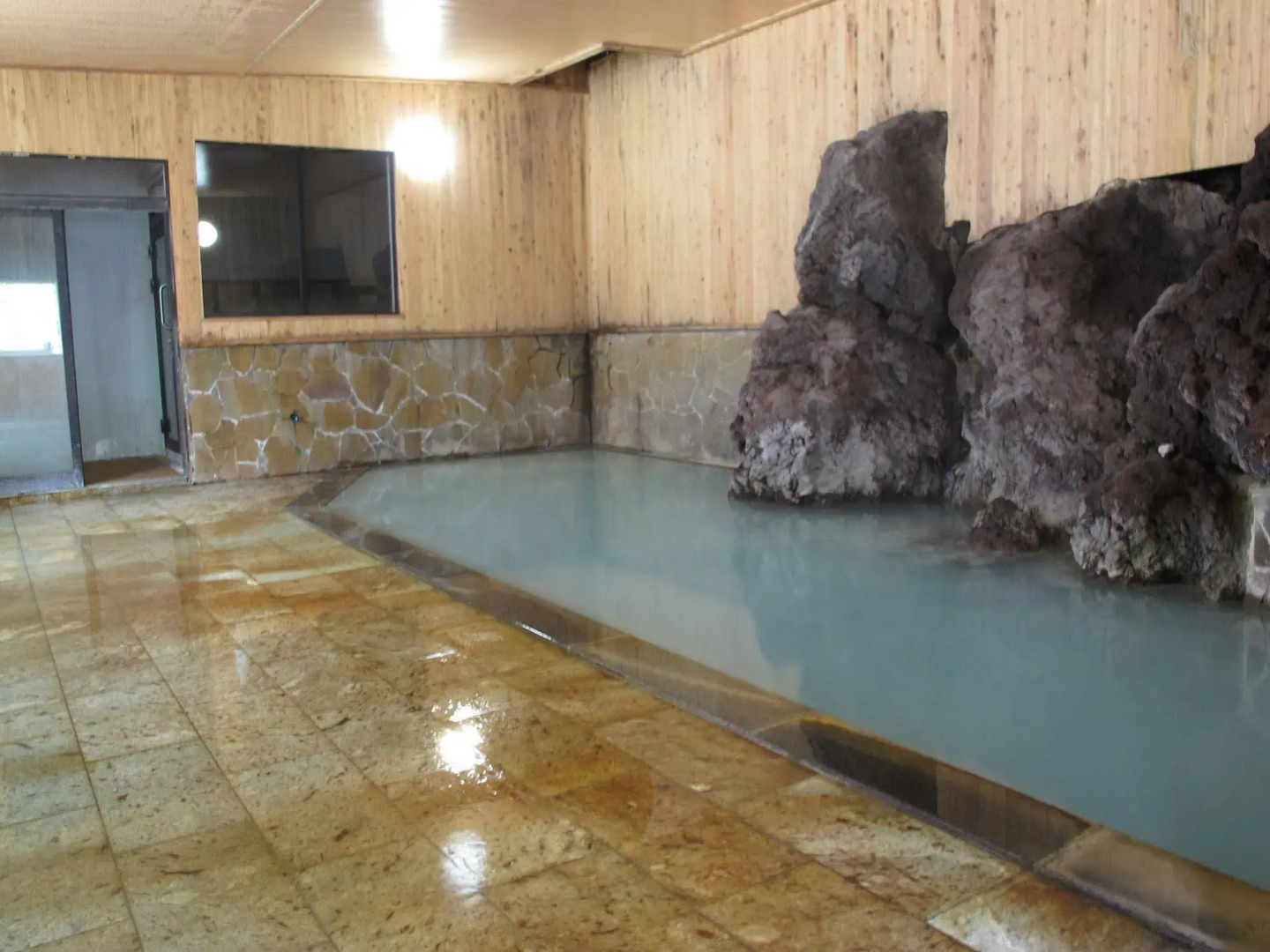 Highland Hotel Sansou