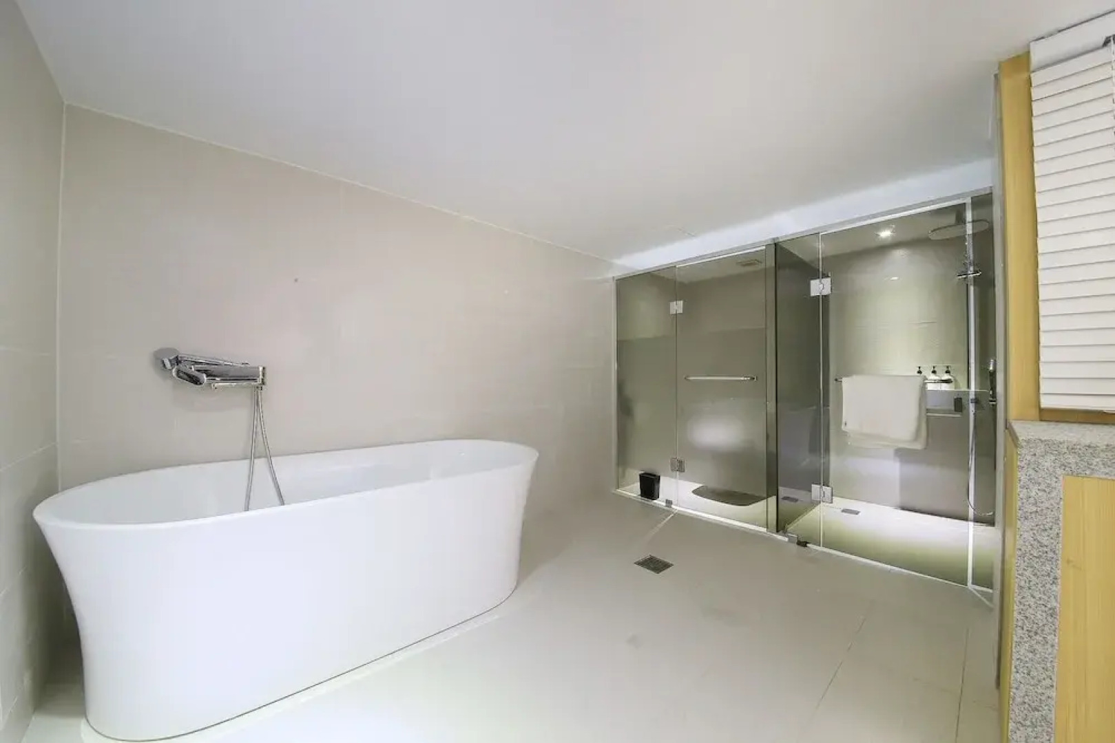 Indeokwon Brownstone