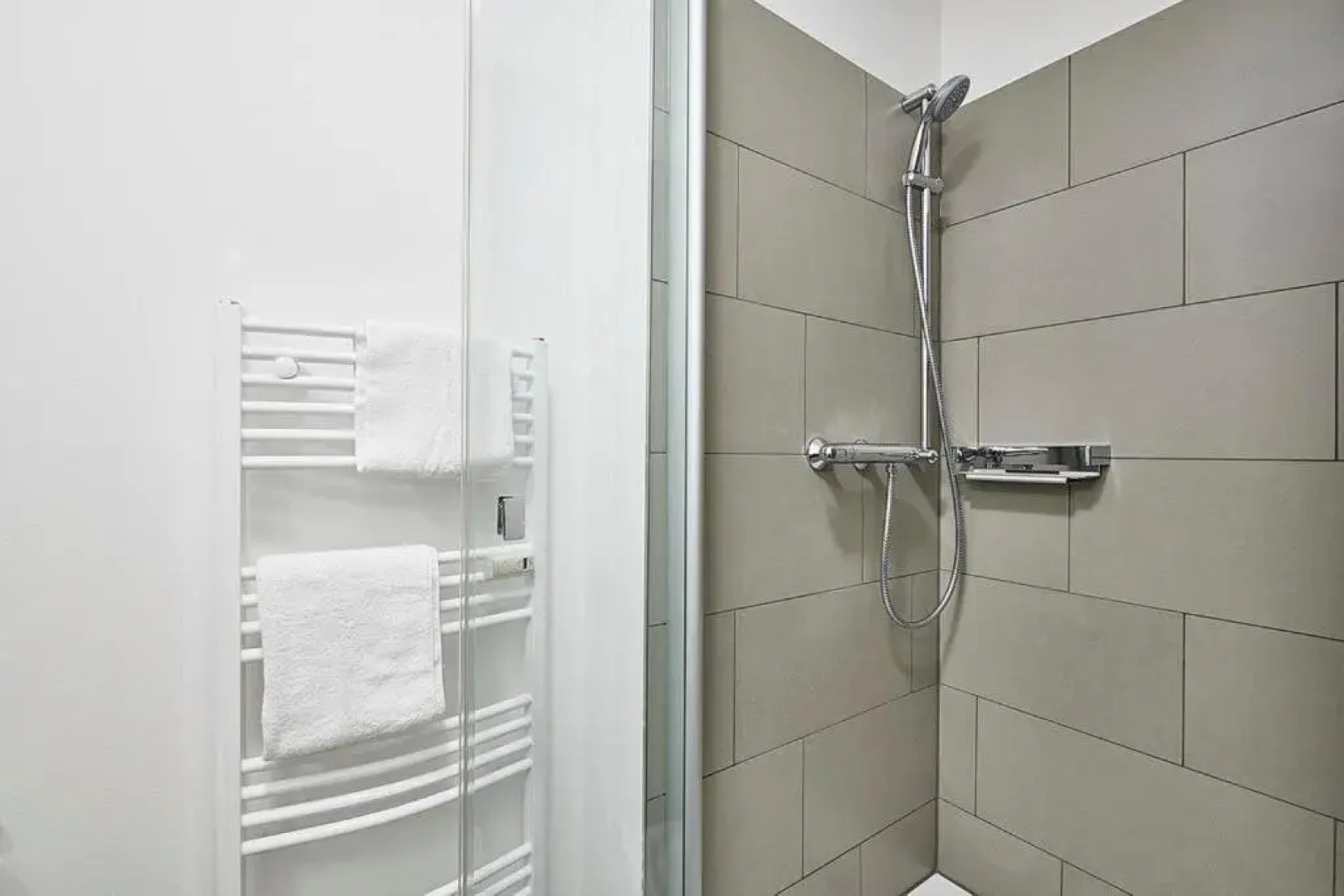 Deichhäuser Anna Küste Deichhäuser Anna Küste 3-12