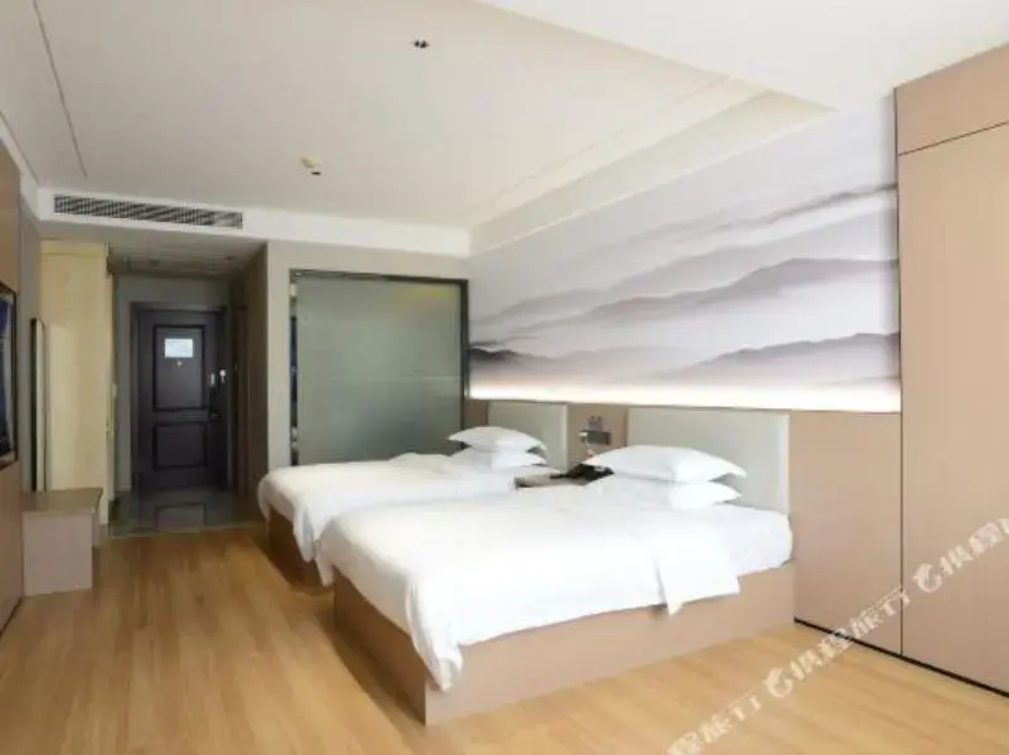 Weierhong City Hotel (Fu'an Wanli Plaza)
