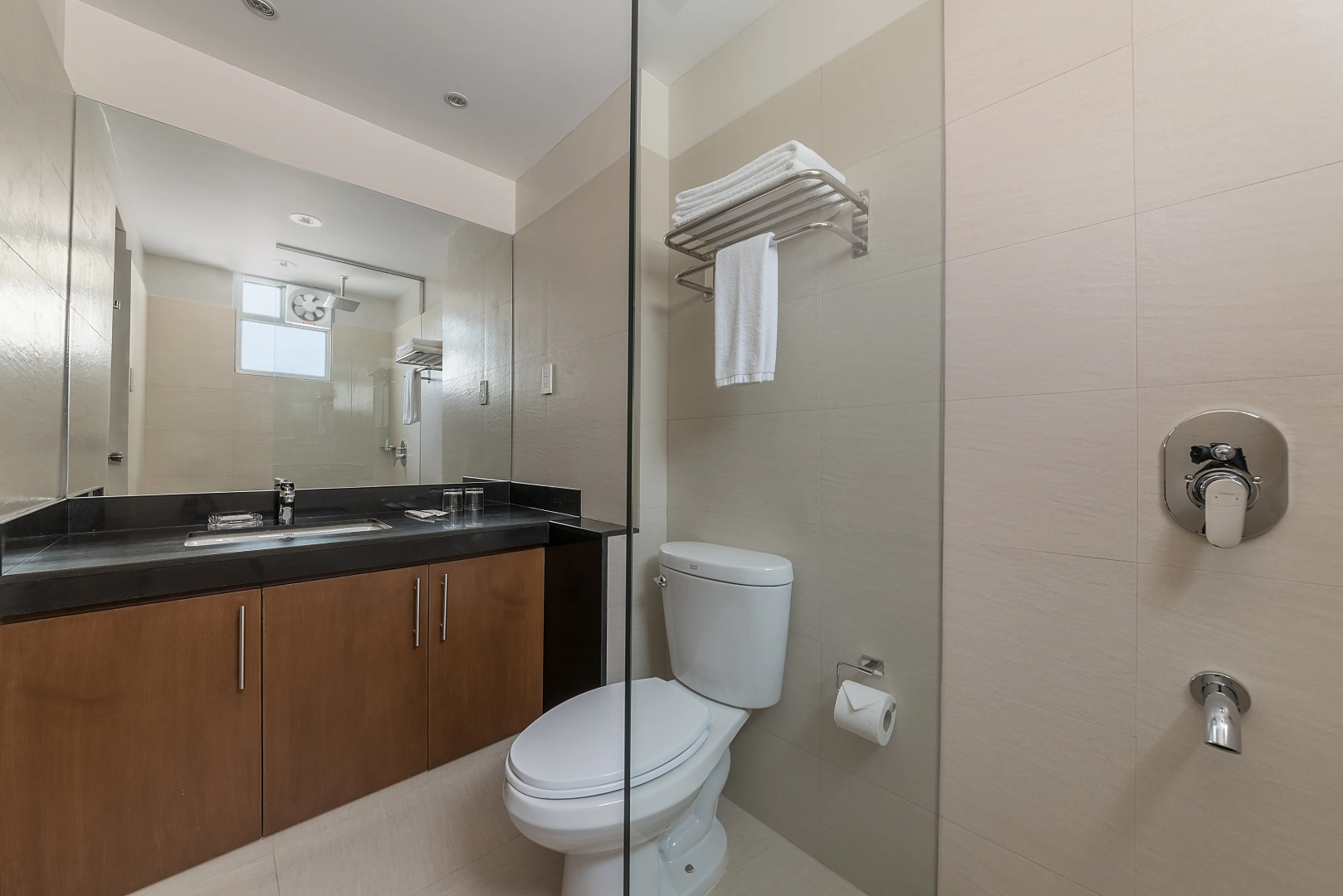 Tropicana Suites