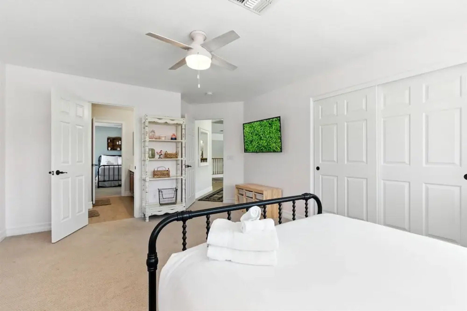 Splash Canyon - Splash Pad & Tons of Games - Gym