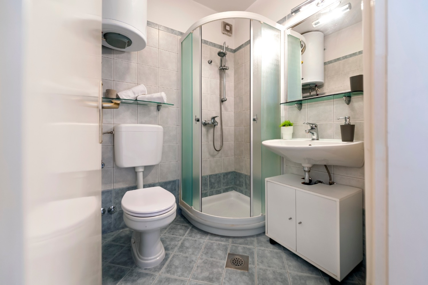 Apartment Marija - 500 m from beach: A1-Prvi kat  Rovinj, Istria