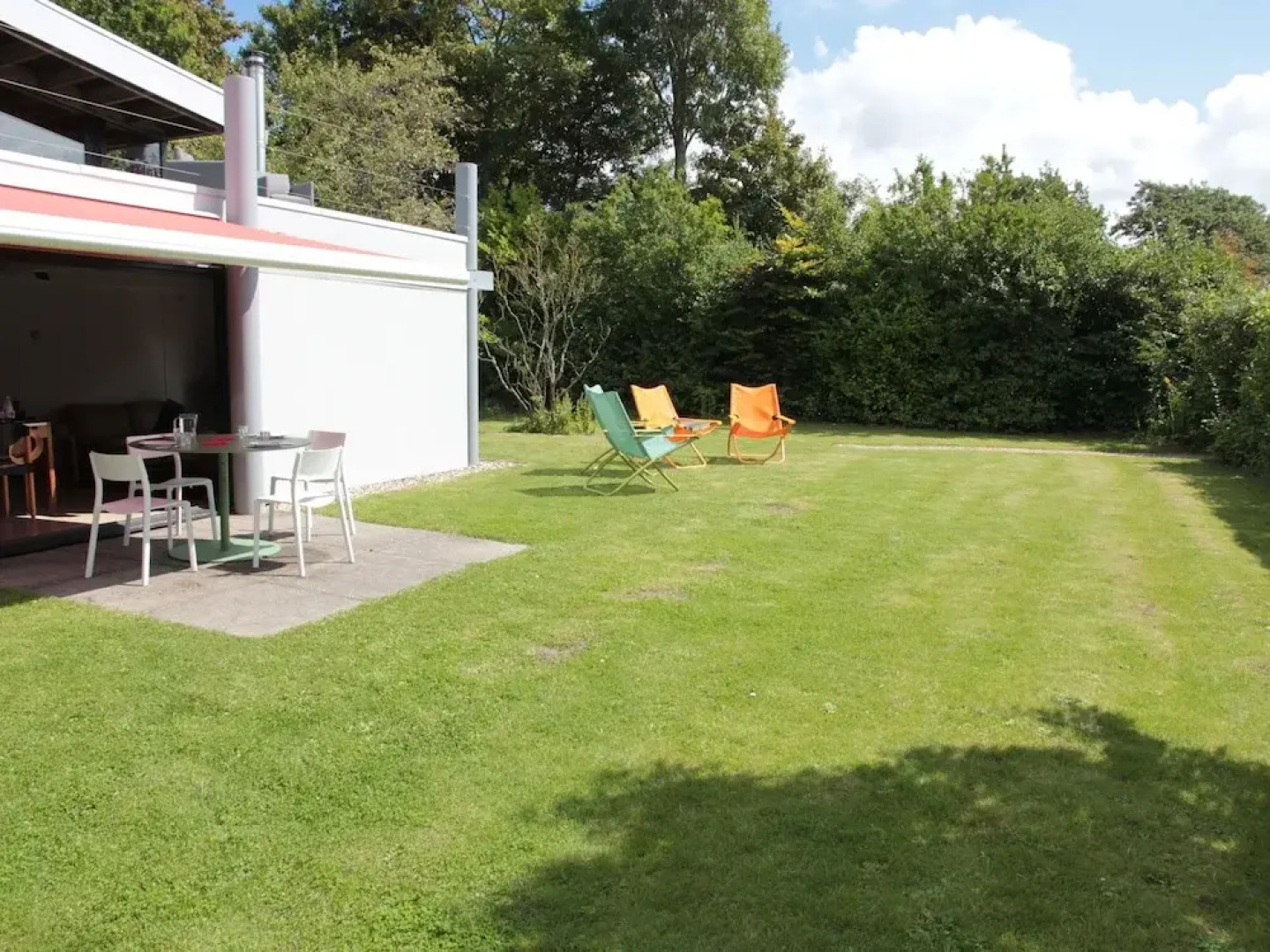 Wonderful Holiday Home With Large Garden, Within 100 Metres of the Veerse Lake