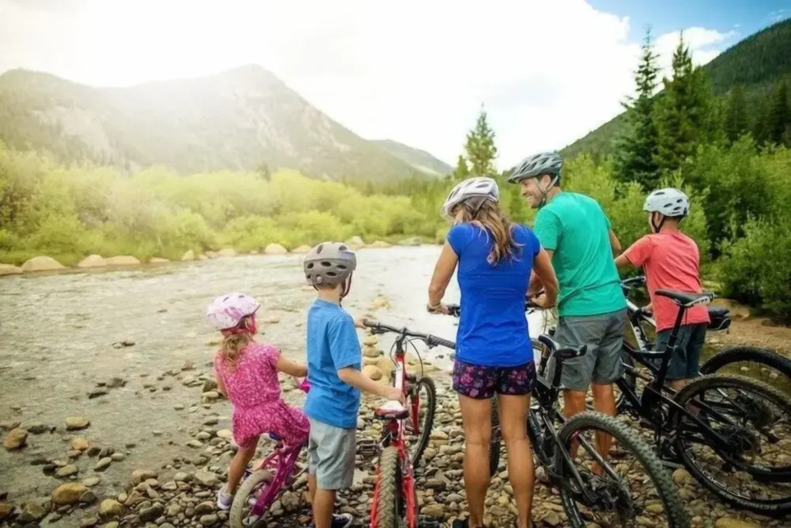 Buffalo Lodge~1br Condo~8388 ~walk To Slopes ~kids Ski Free 1 Bedroom Condo by RedAwning