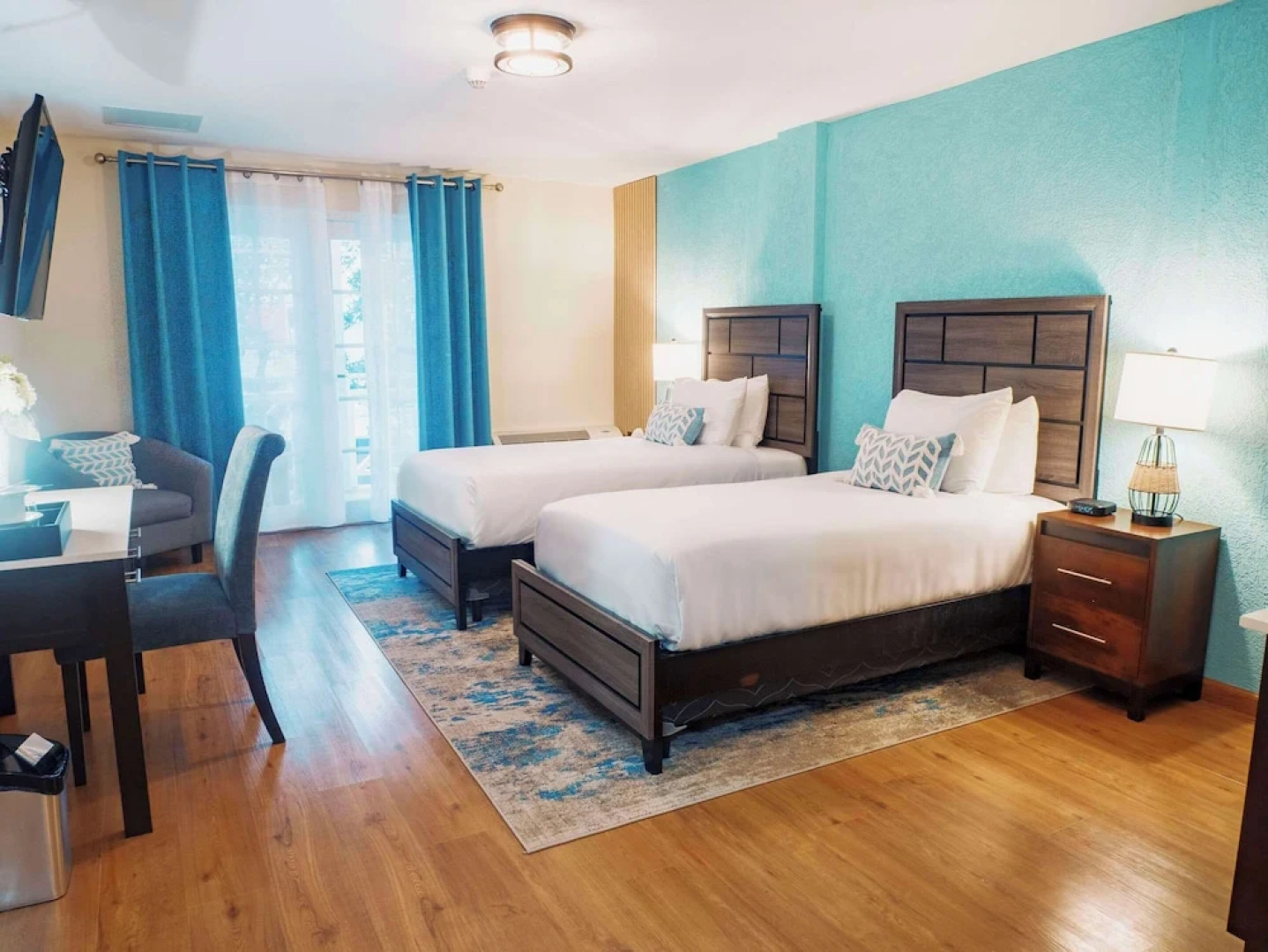 Manta Lodge Hotel and Dive Centre