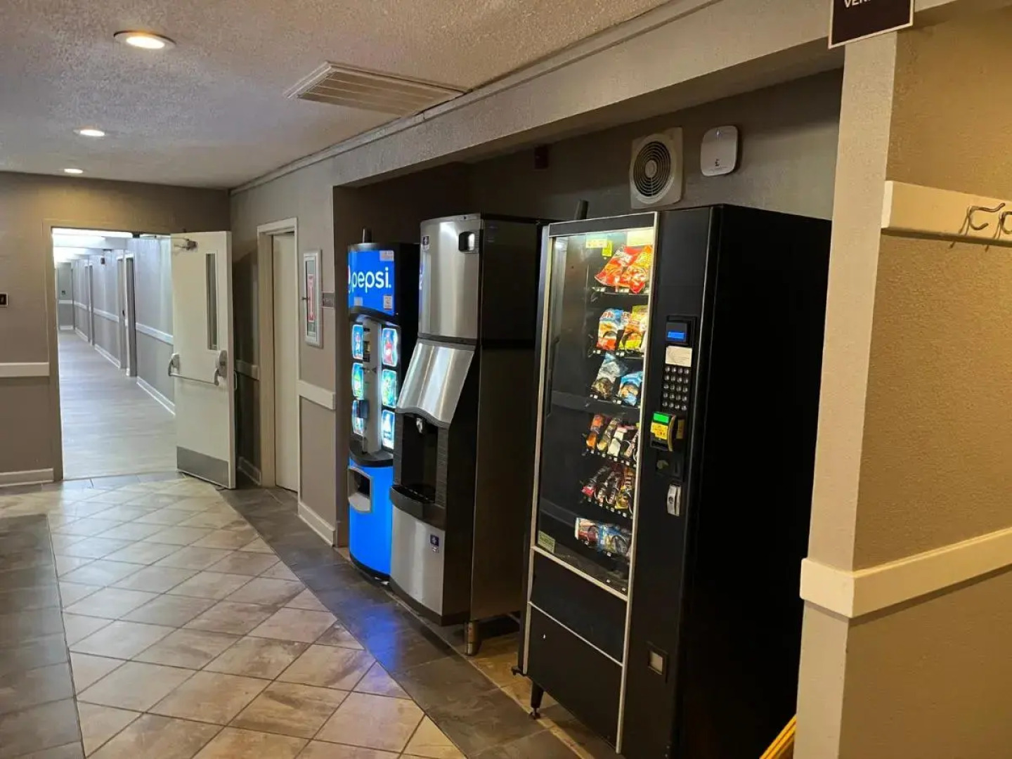 Red Roof Inn & Suites Newport News