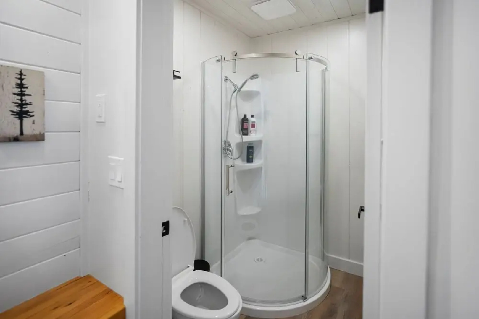 Riverside by Cowichan Lake Cottages