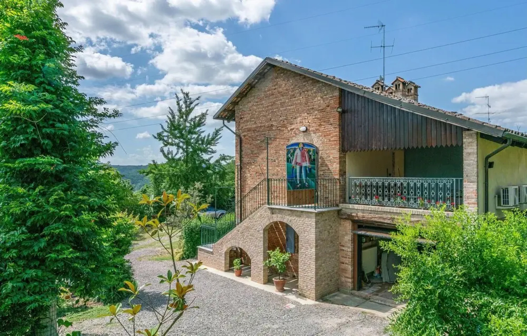 Amazing Home in Belveglio With 4 Bedrooms and Wifi