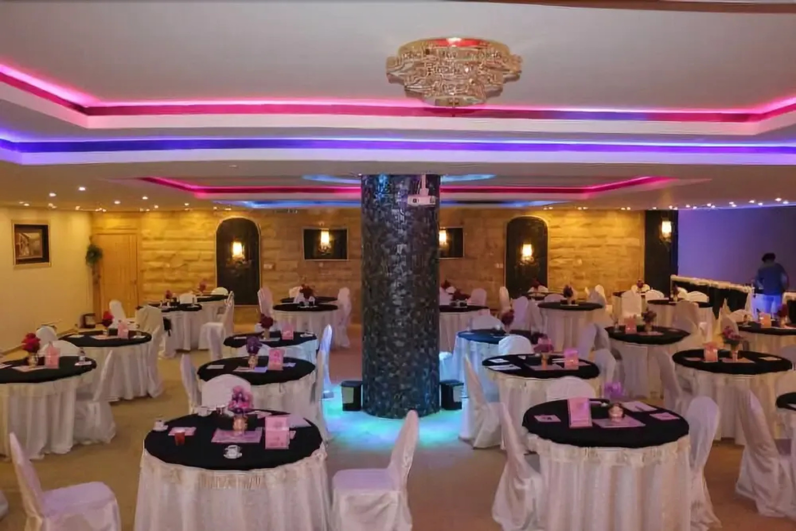 Million Palace Hotel