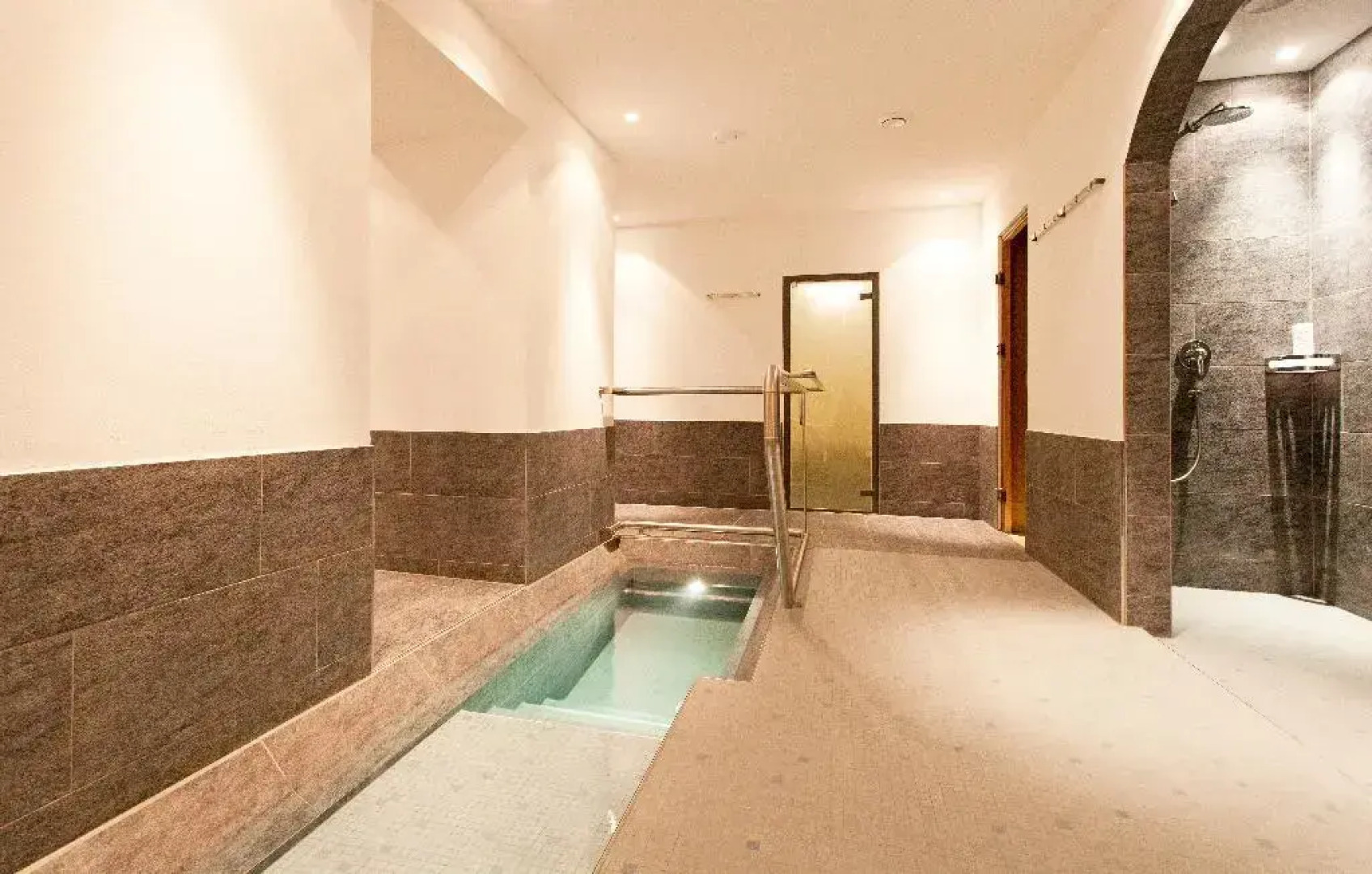 Edelweiss Swiss Quality Hotel