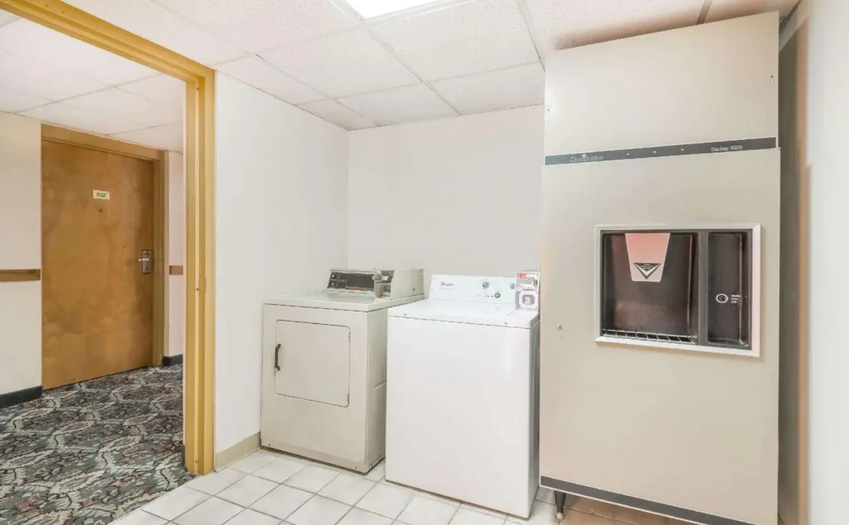 Holiday Inn Express & Suites Milan – Sandusky Area by IHG