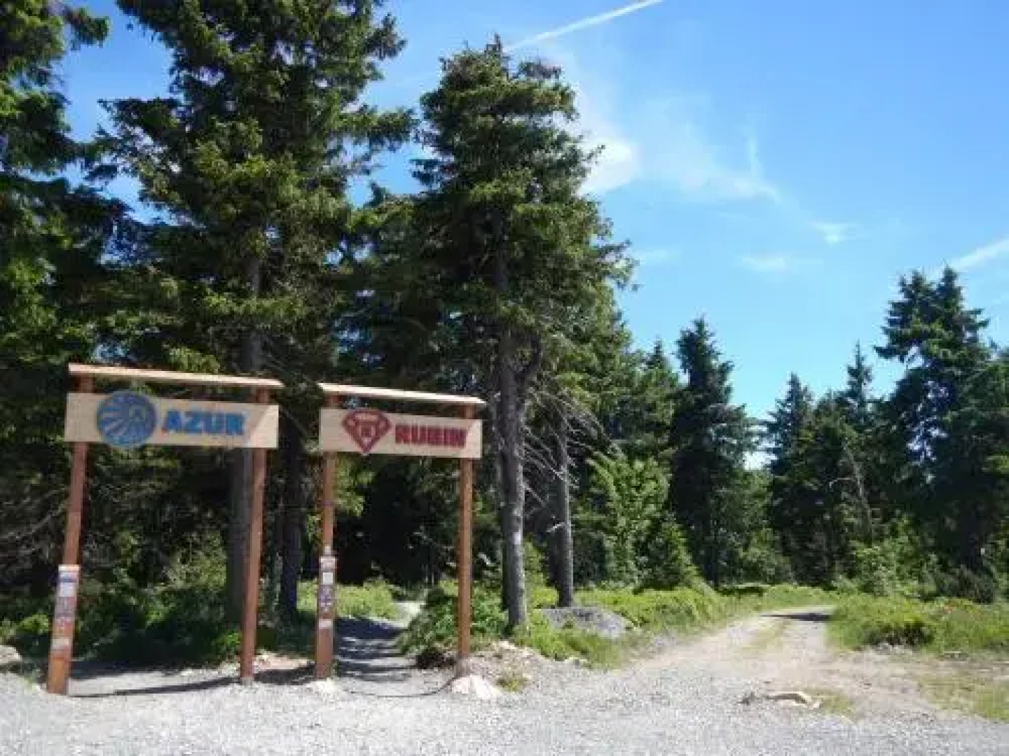 Ski Bike Hike Apartment