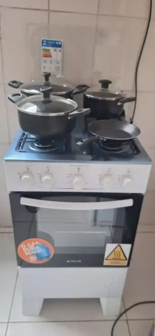 pousada da tia Lúcia-Loft Rosa Amarela