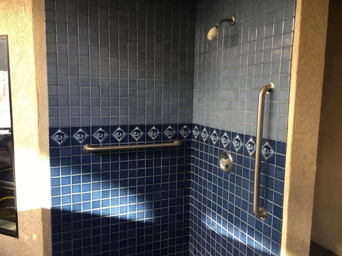 Seaport Village Inn Avalon