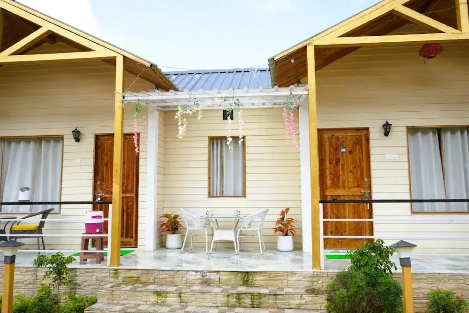 Resort Prakriti Unwind