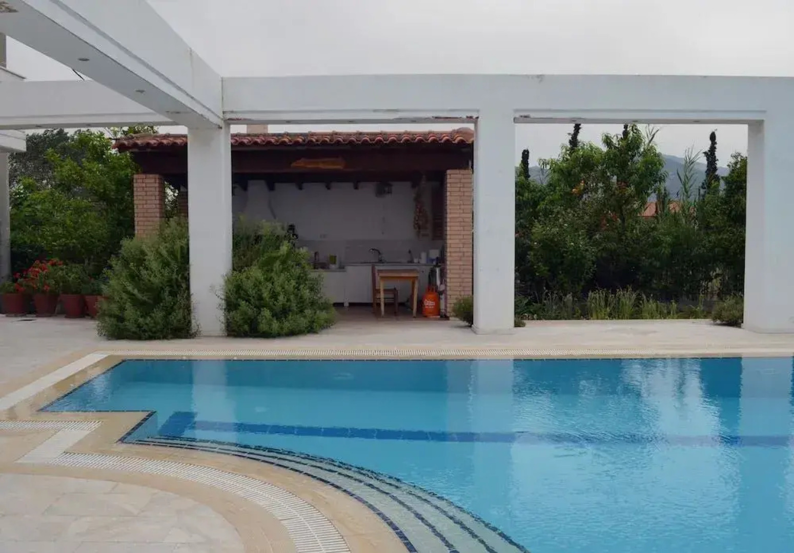 Olive Mansion Suites