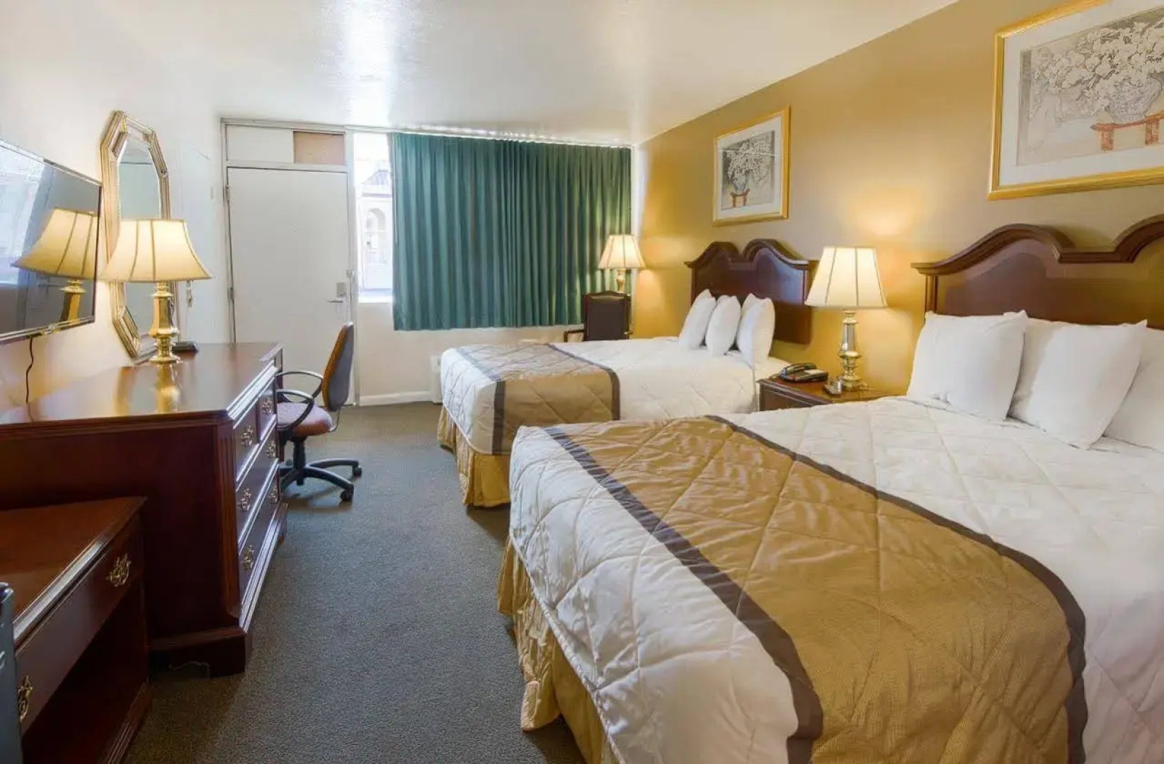 Travelodge by Wyndham Lynchburg