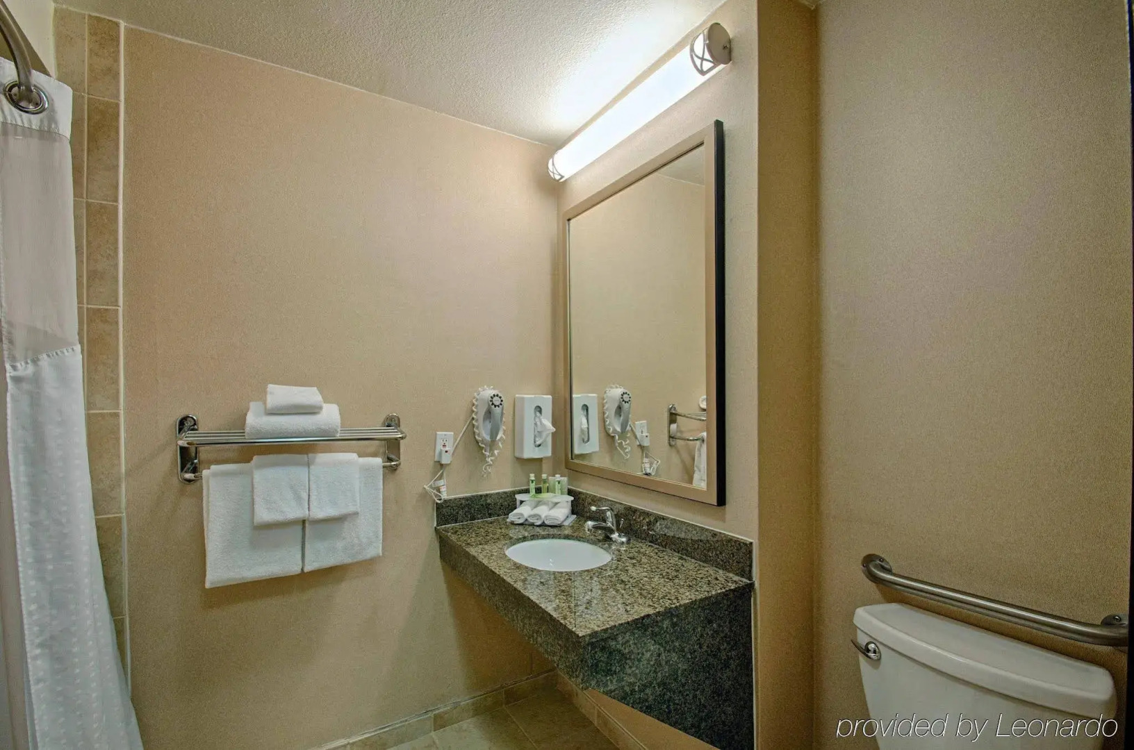 Hampton Inn by Hilton Costa Mesa Newport Beach