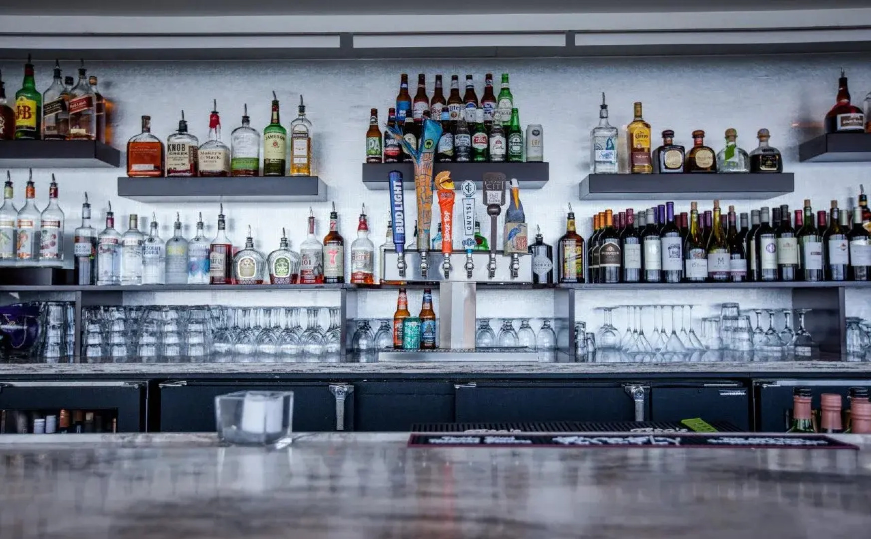 Holiday Inn Charleston Riverview by IHG