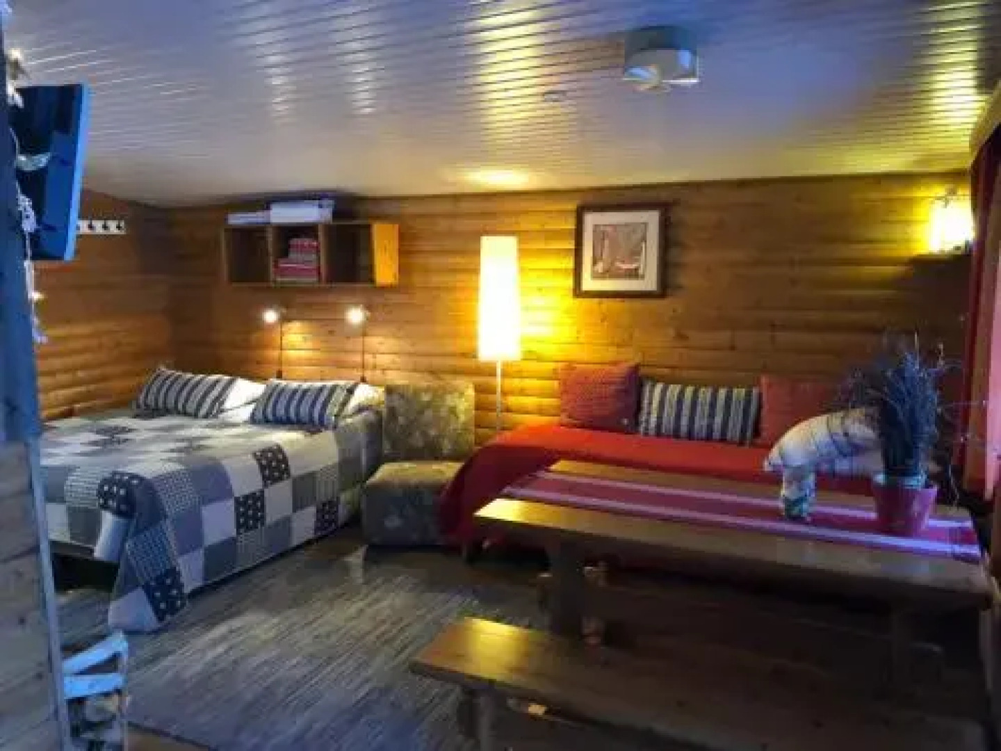 Napapiirin Saarituvat