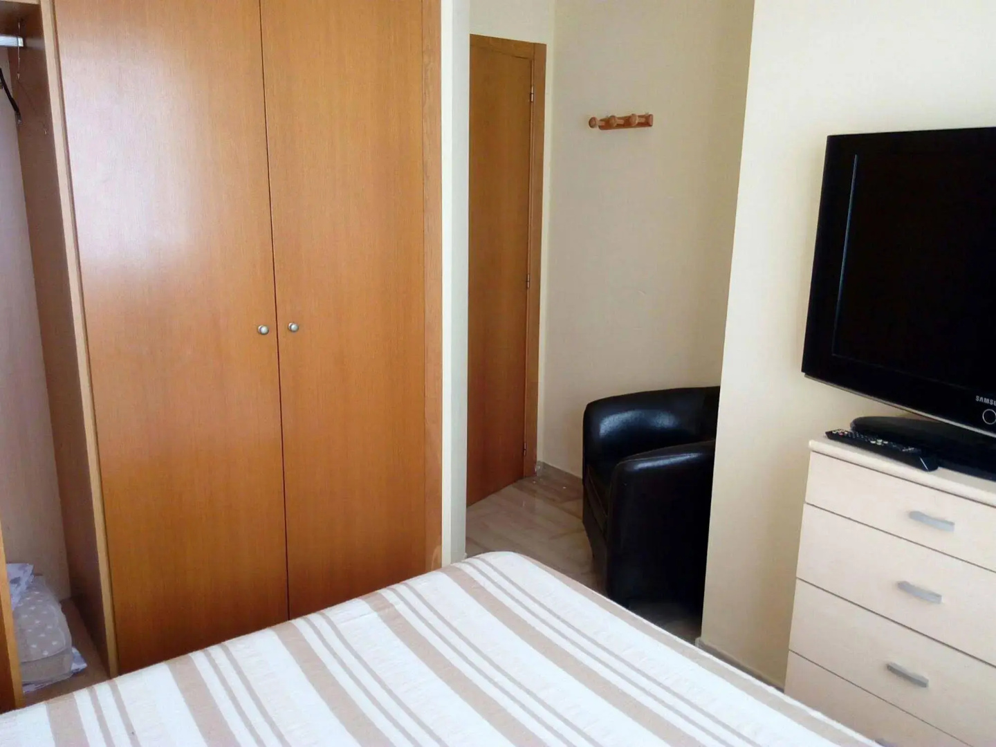Apartamentos Gandía Universidad 3000