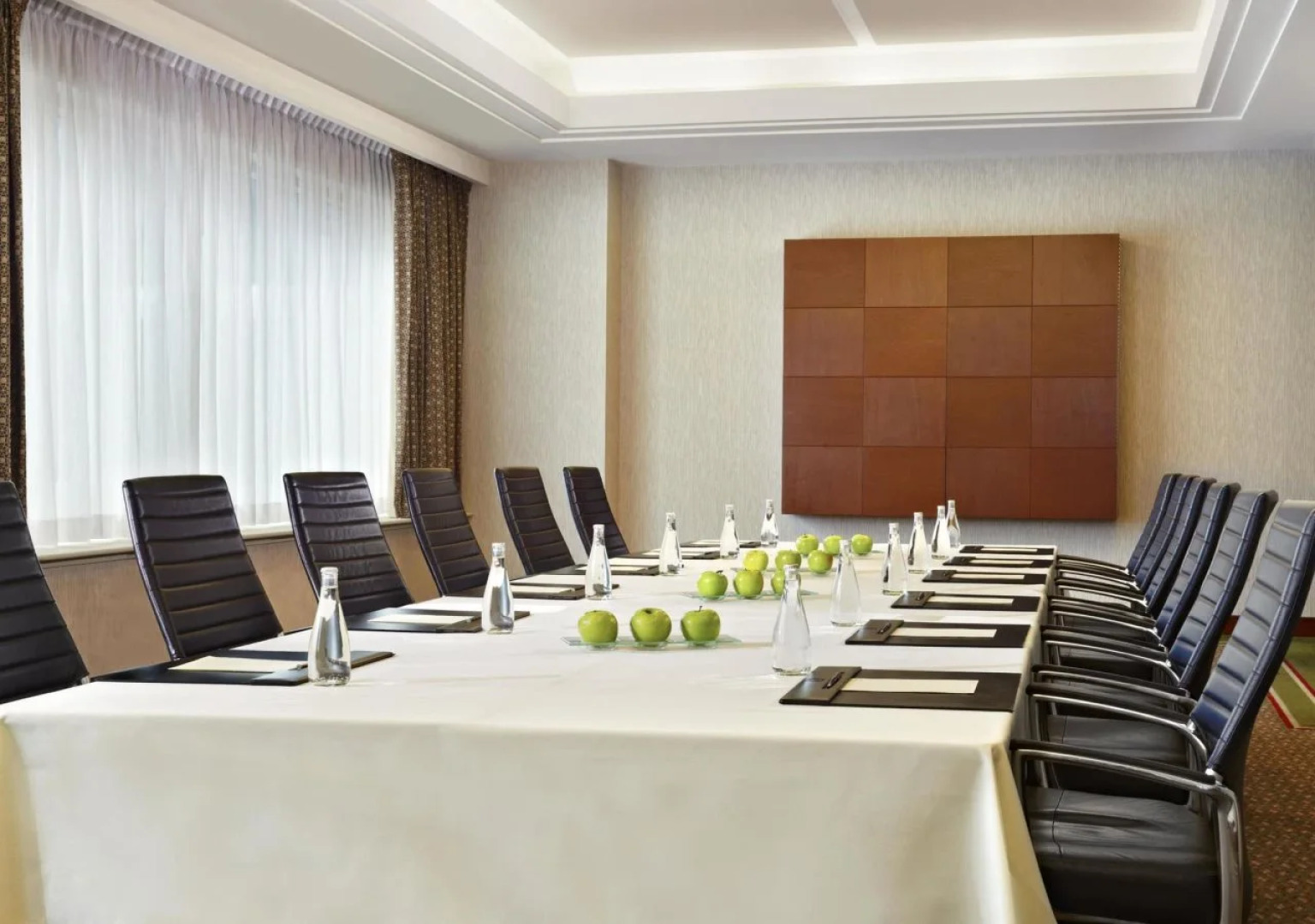 Sheraton Suites Calgary Eau Claire