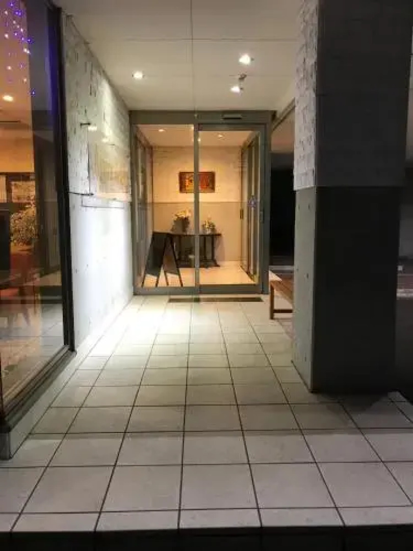 Conbini Ayersrock Hotel