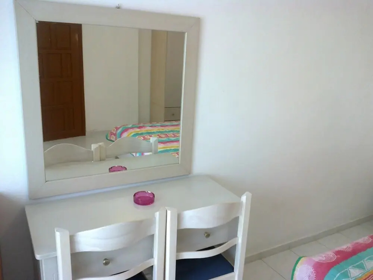 Harris Studios & Apts