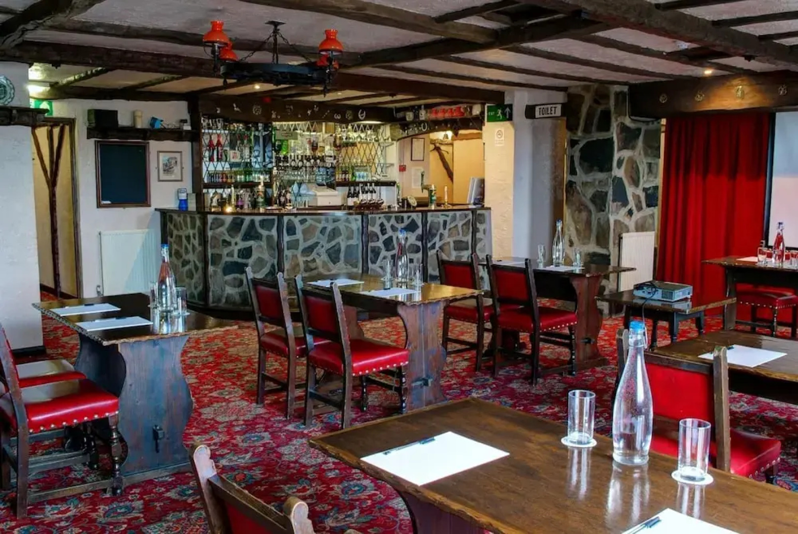 The Old White Lion Hotel