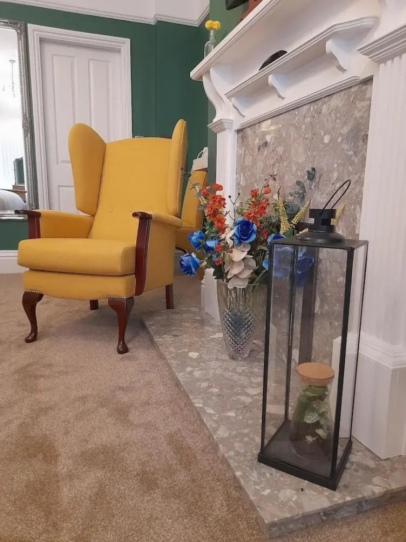 Crescent Lodge Guest House