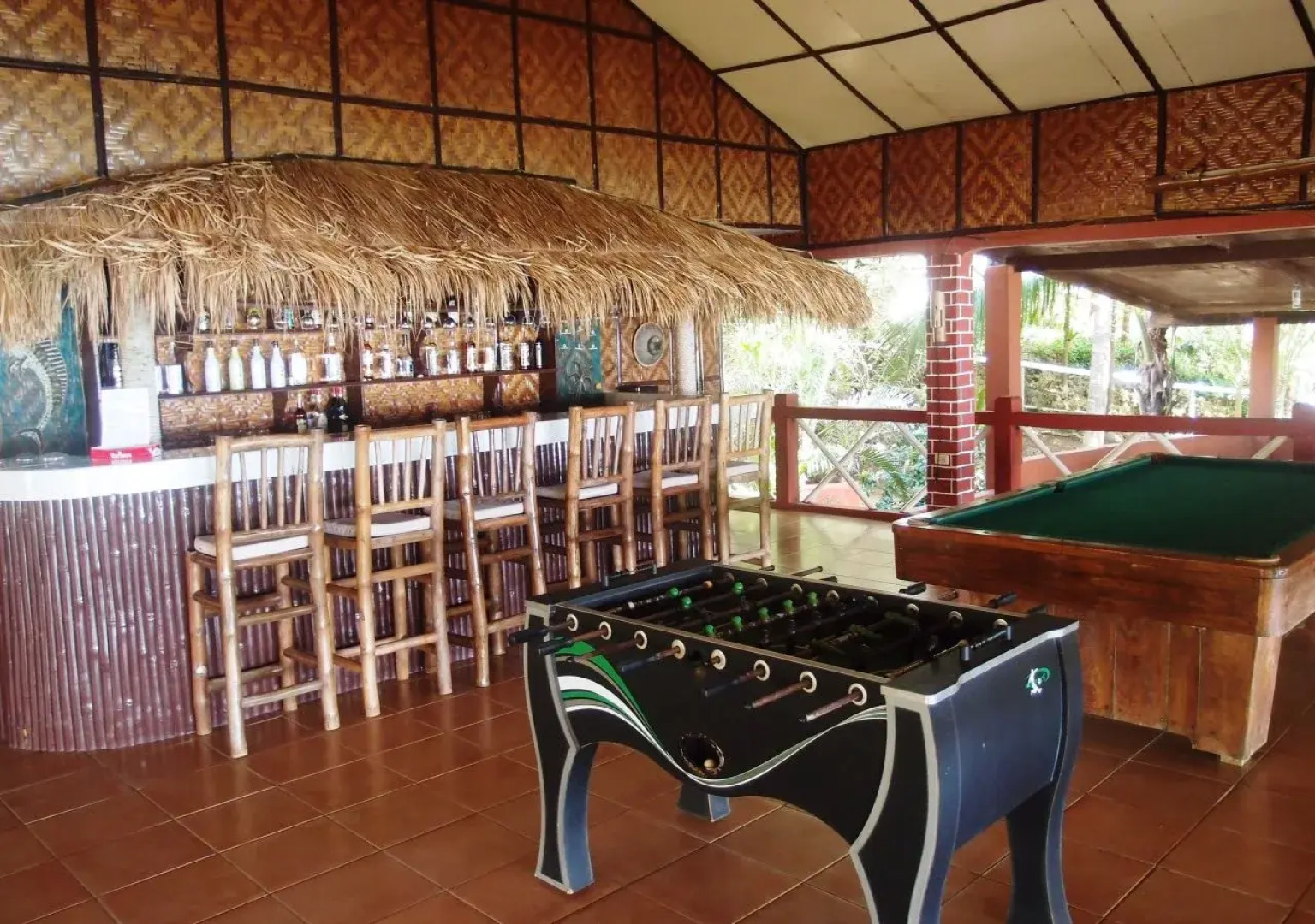 Coco White Beach Resort